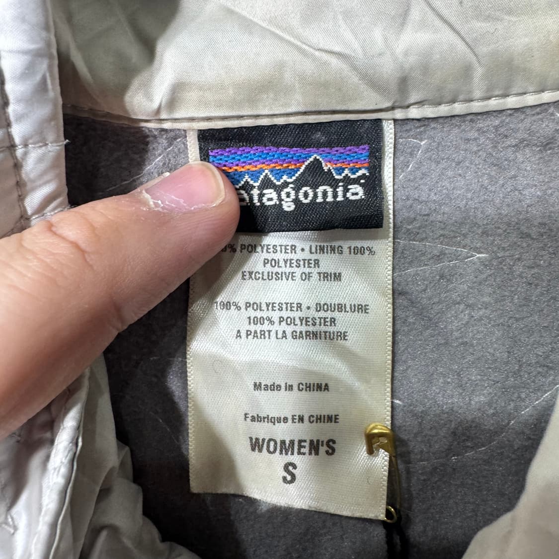 파타고니아 경량패딩 그레이 ( S/OLD-8218 ) 상품이미지3