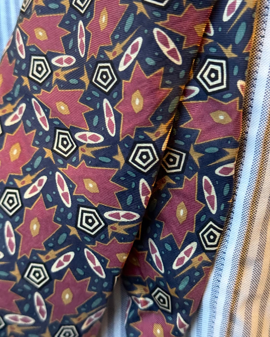 90‘s 크리스찬 디올 지오매트릭 패턴 실크 타이 상품이미지9