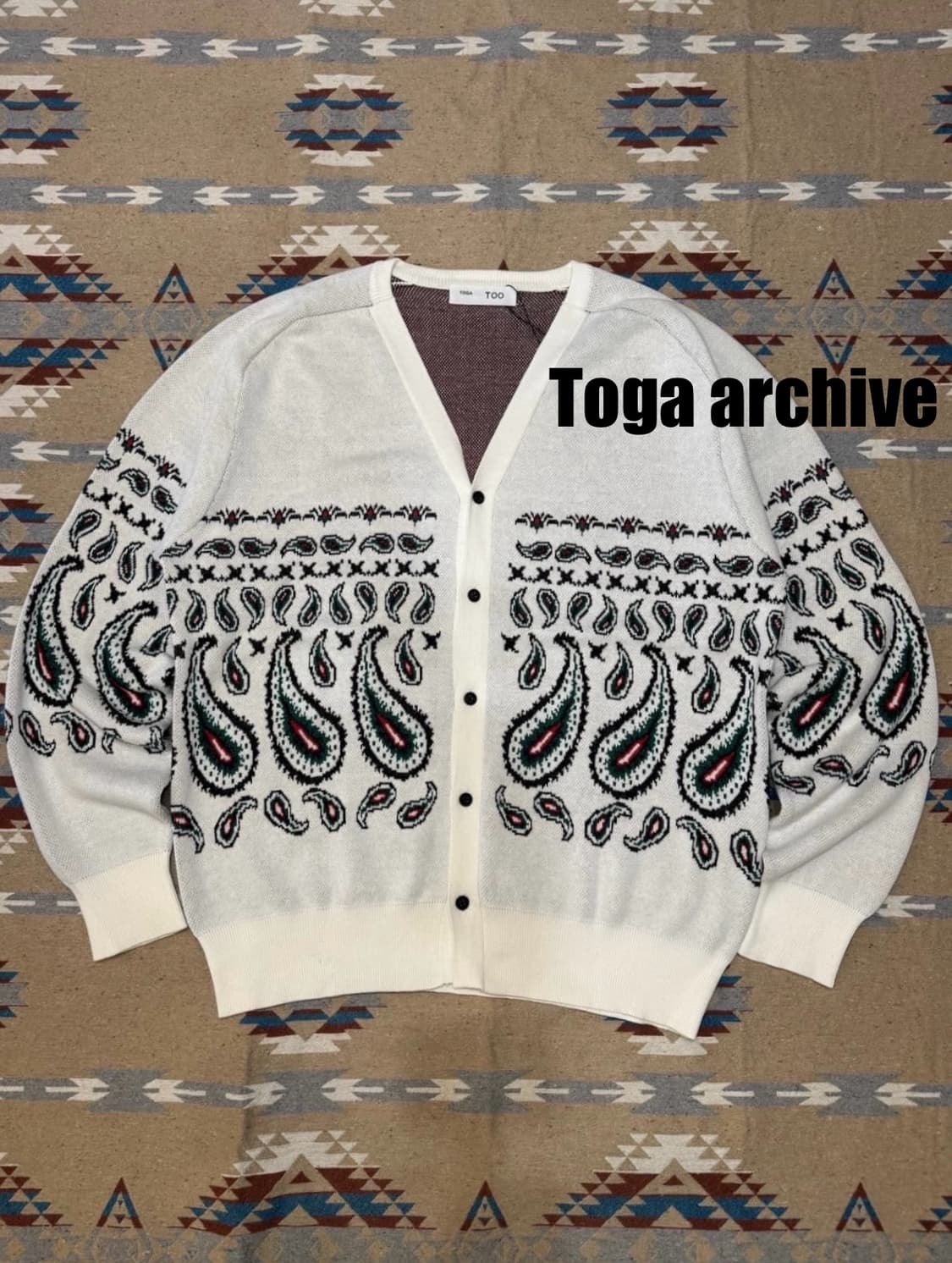 [XL] 토가 아카이브 페이즐리 자카드 니트 가디건 상품이미지1