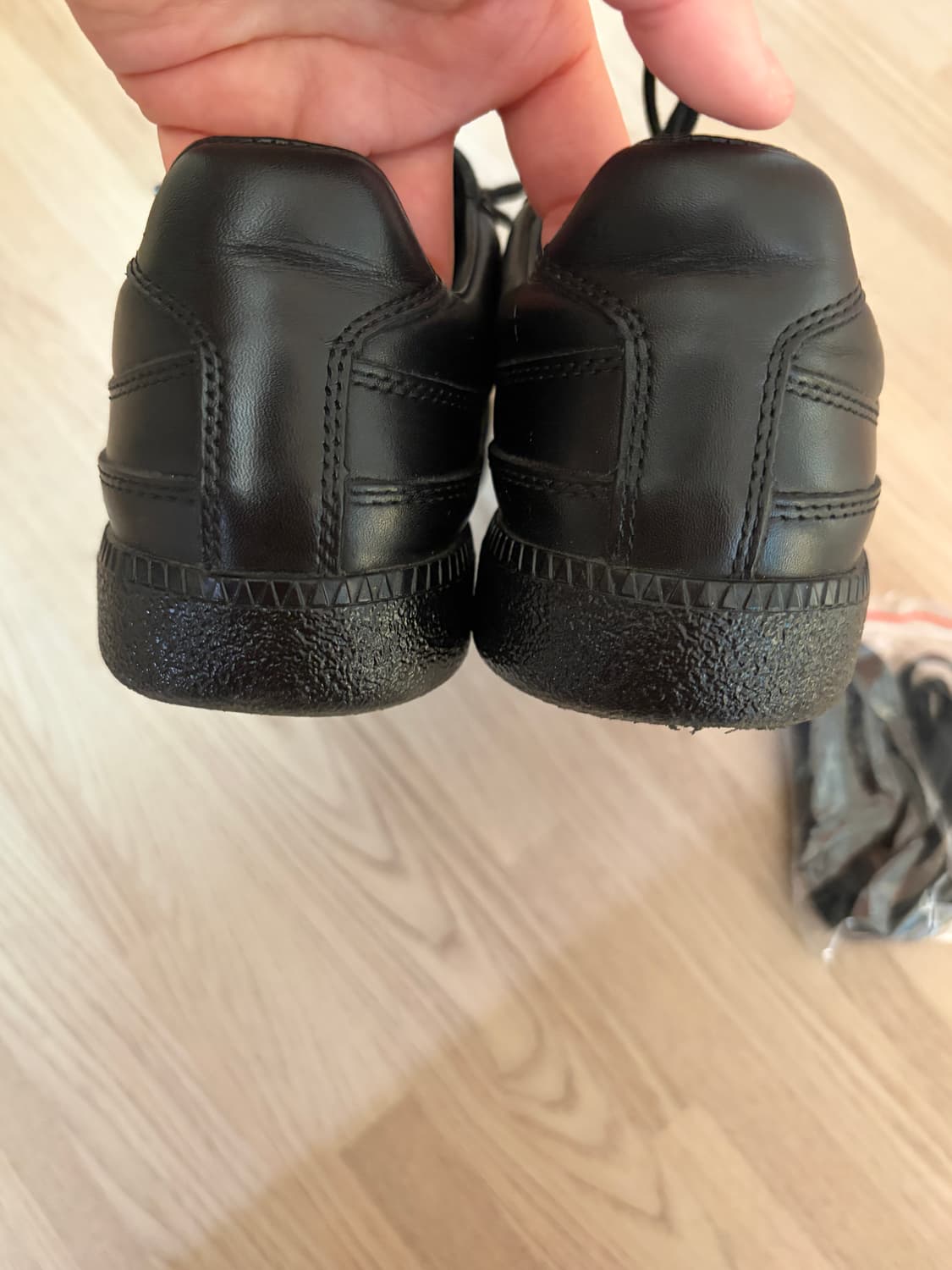 페몬트 드레스 블랙 235 상품이미지2