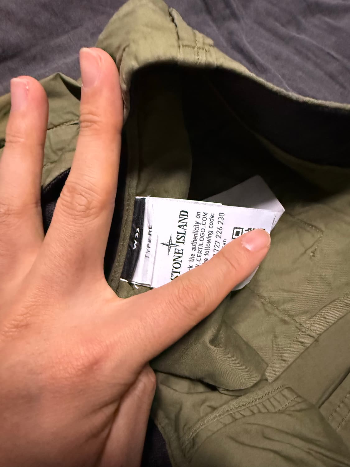 스톤아일랜드 버뮤다 카고 팬츠 상품이미지2