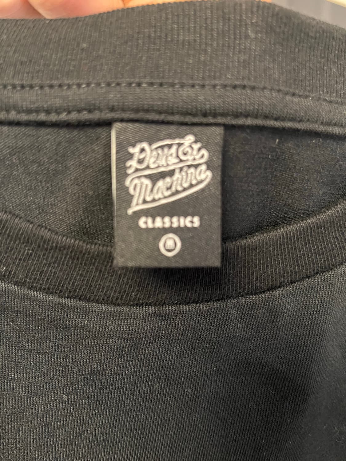 데우스엑스마키나 롱슬리브 새상품 m 상품이미지3