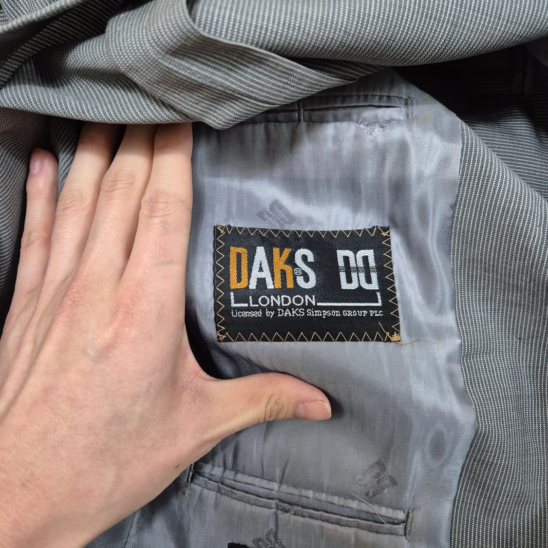 닥스 런던 울마크 모직 스트라이프 블레이저 정장자켓 97-88-170 상품이미지8