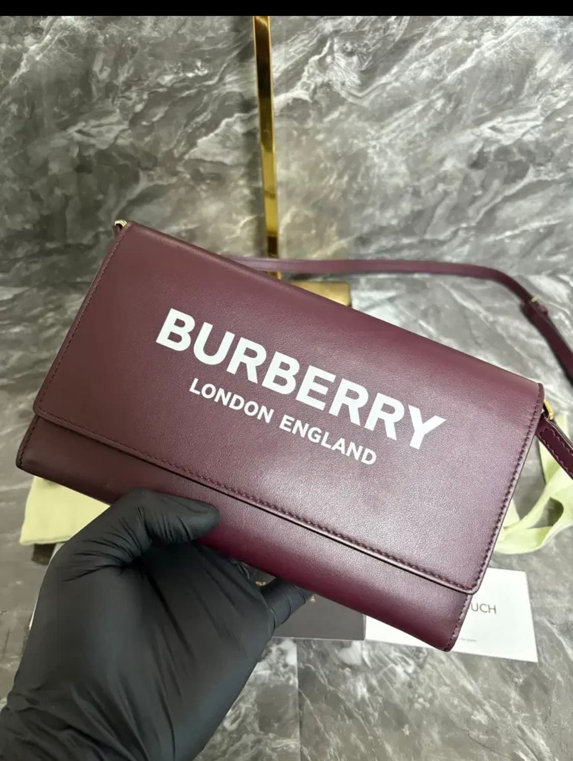 버버리 로에 woc 크로스백 버건디 상품이미지2