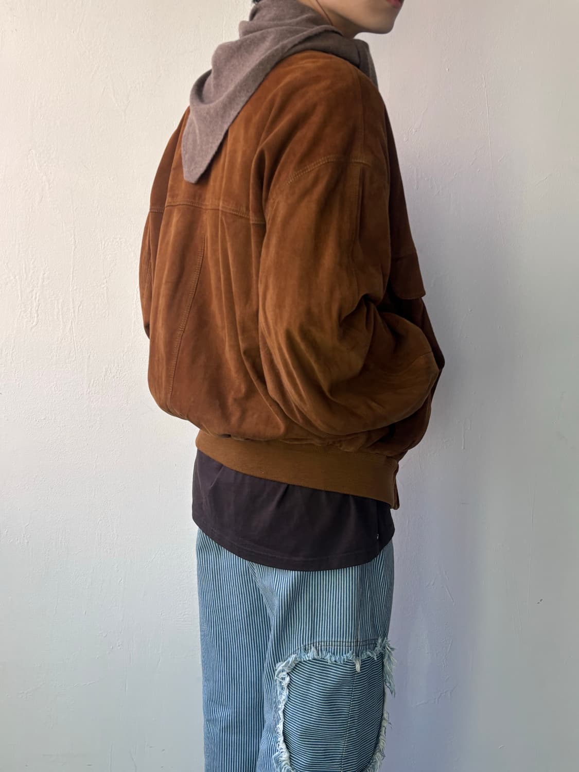 버버리 90‘s 스웨이드 레더 하이넥 블루종 상품이미지3