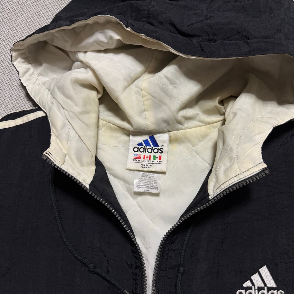 아디다스 올드스쿨 빅로고 바람막이 자켓 상품이미지2