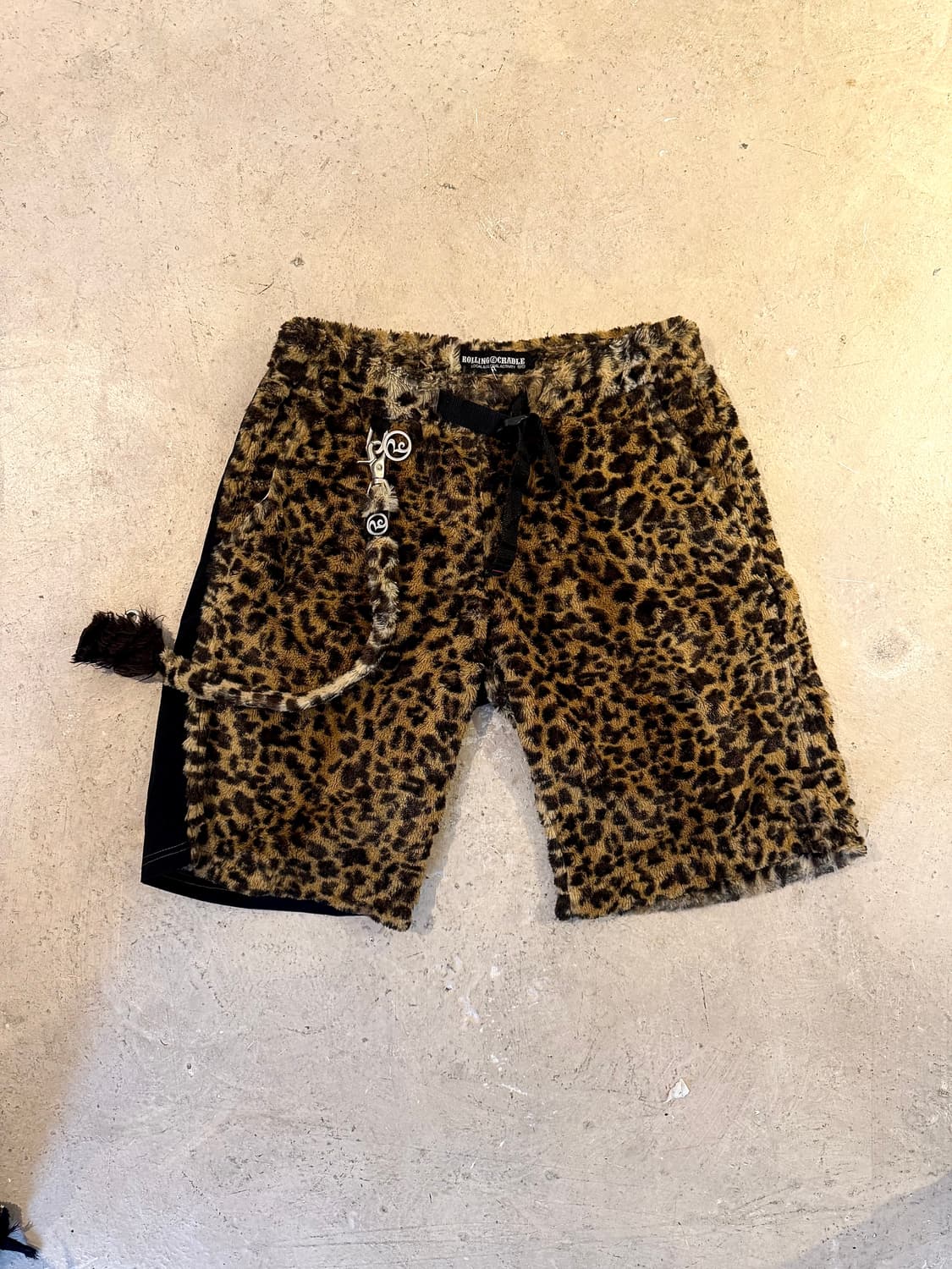 ROLLING CRADLE – Leopard Hybrid Shorts   상품이미지2