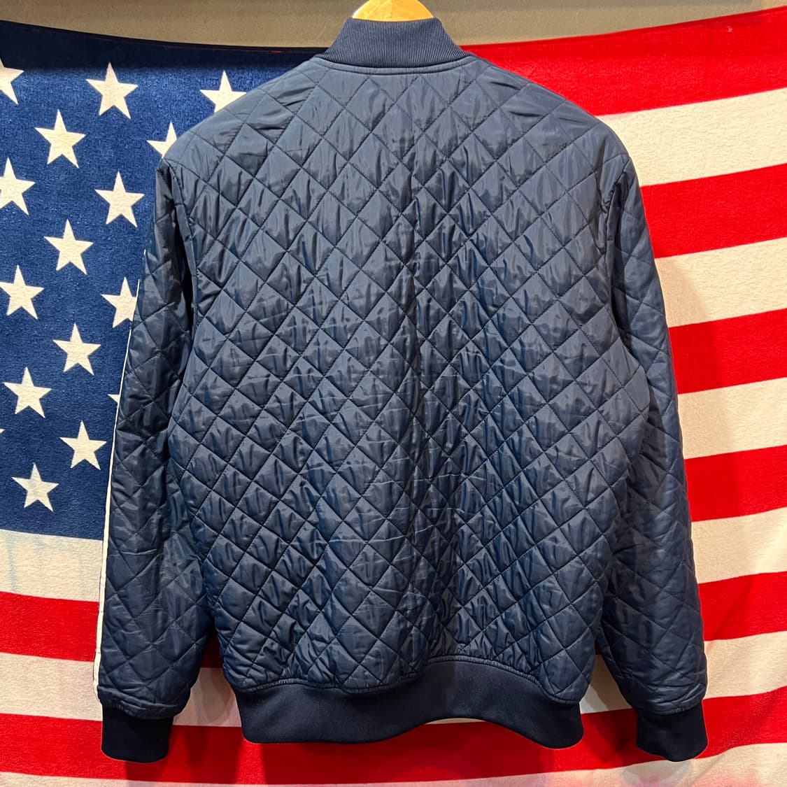 아디다스 경량 패딩 자켓 상품이미지3