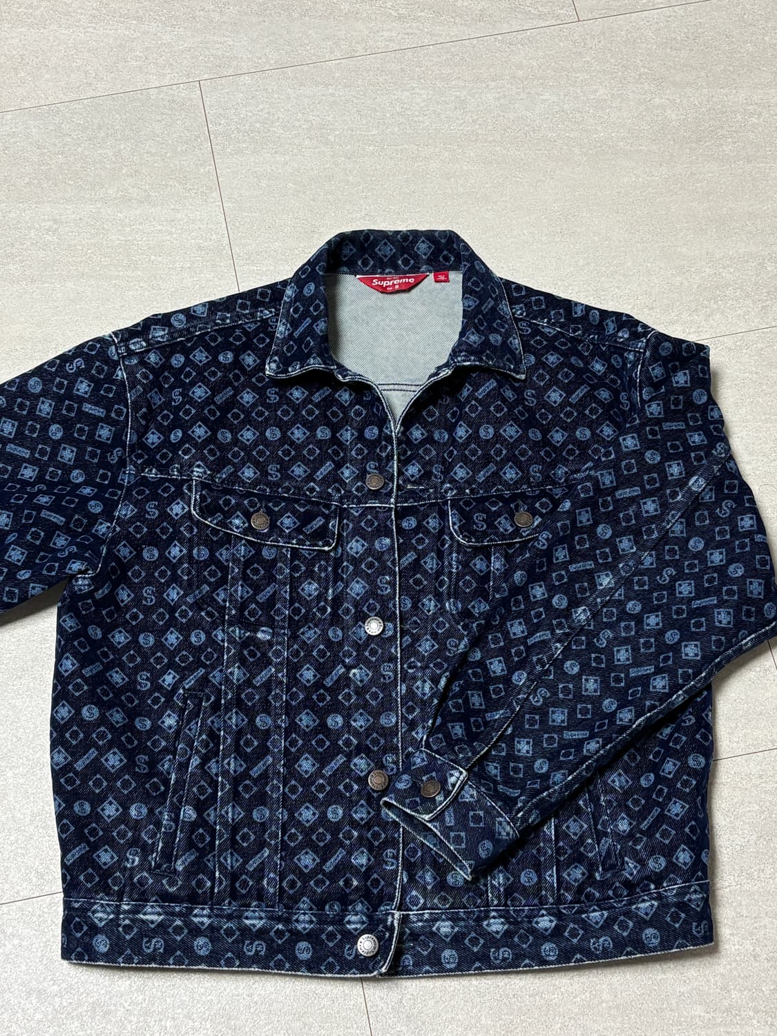 Supreme Flocked Denim Trucker Jacket Blu 상품이미지5