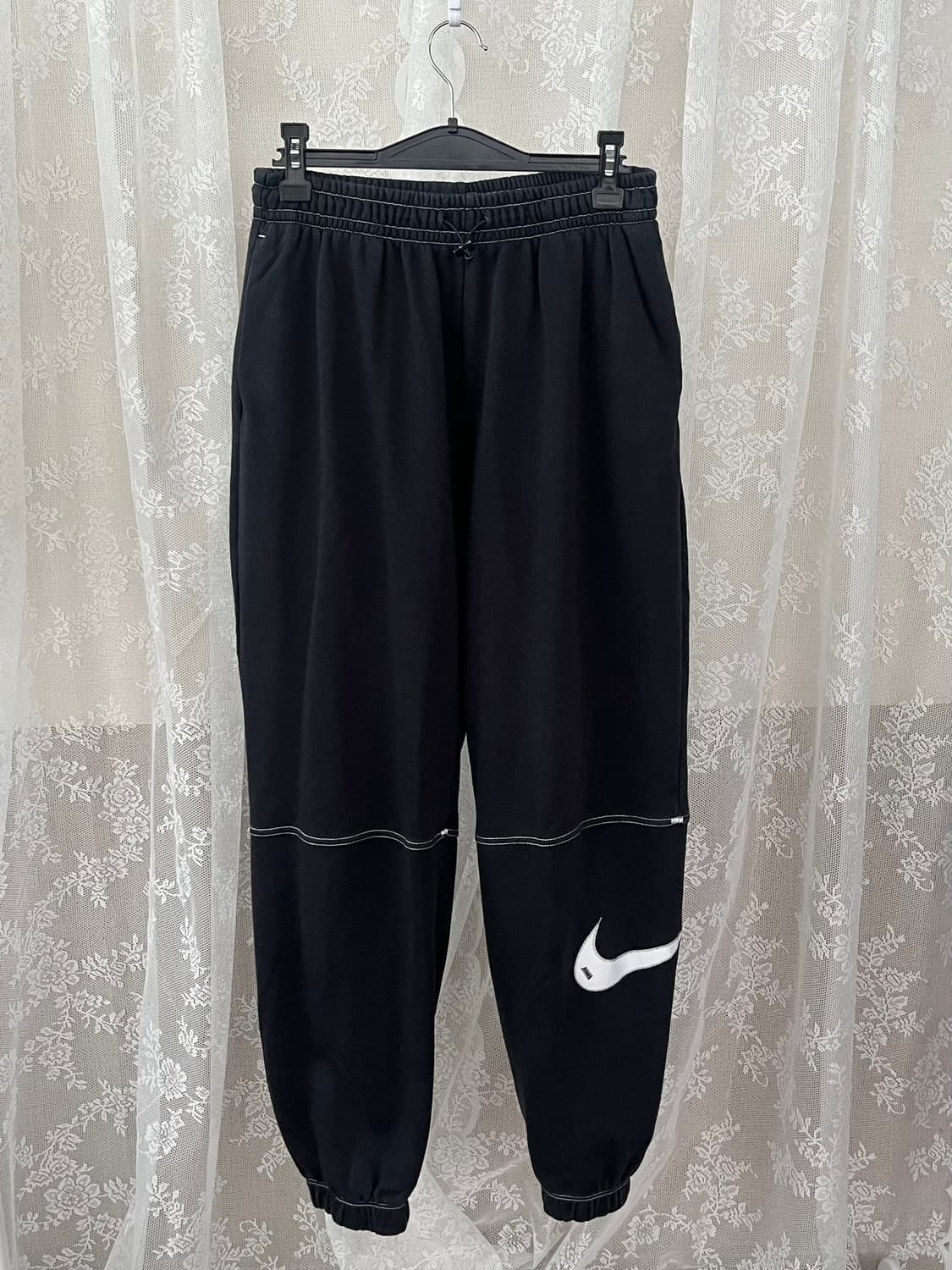 S) 나이키 스우시 조거 팬츠 블랙 상품이미지1