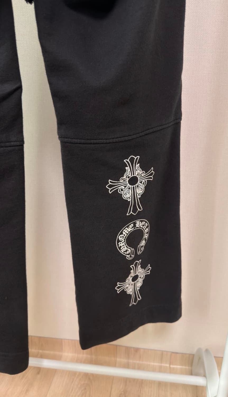 정리)크롬하츠 멀티로고 스웻팬츠 M 상품이미지2