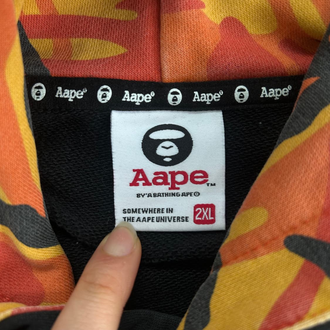 Aape 에이프 오렌지 카모 백포인트 블랙 후드티  상품이미지8