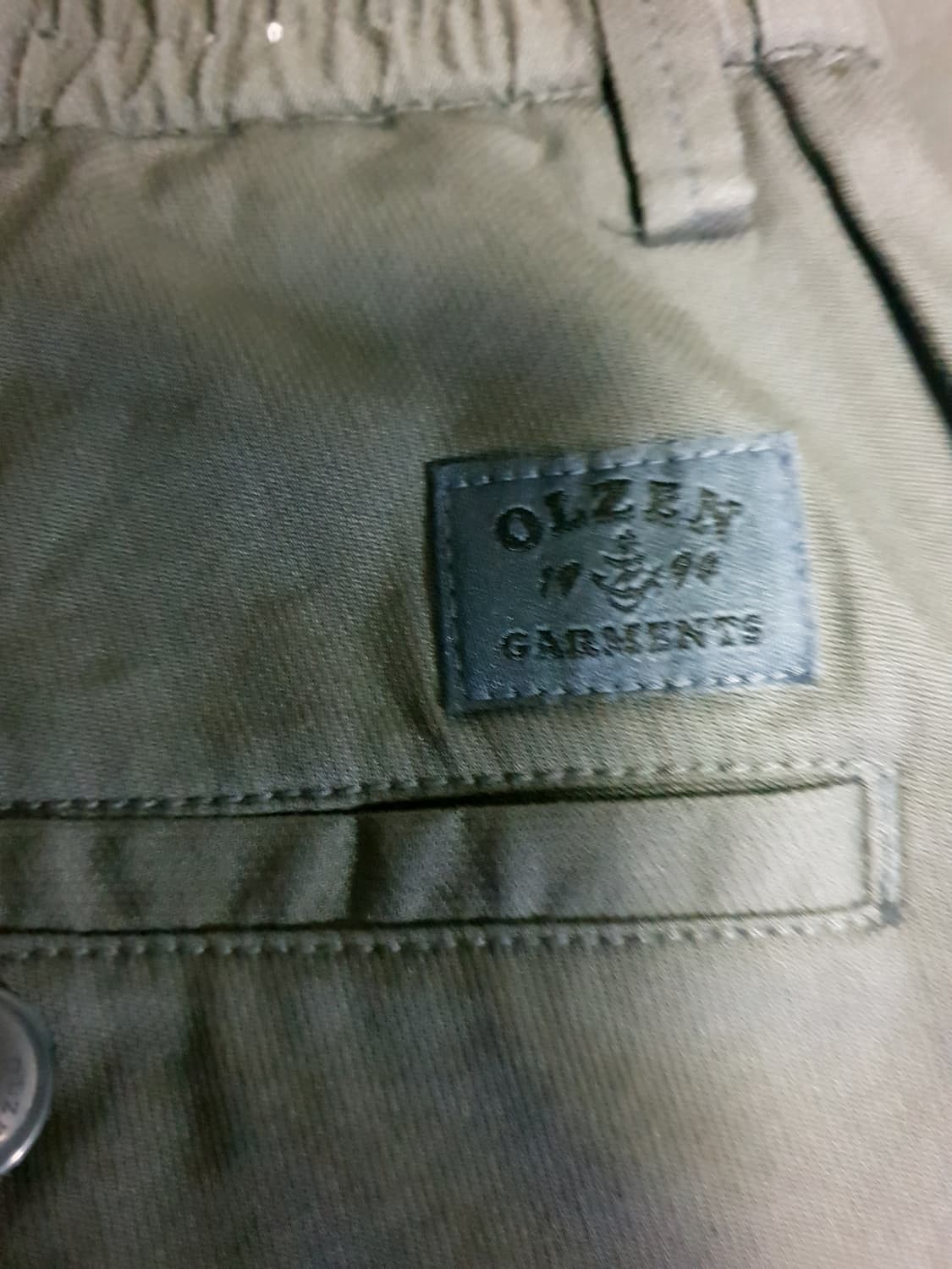 올젠 스탠다드핏 스트레치 가먼츠 반밴딩 치노팬츠 딥그레이 (34) 상품이미지3