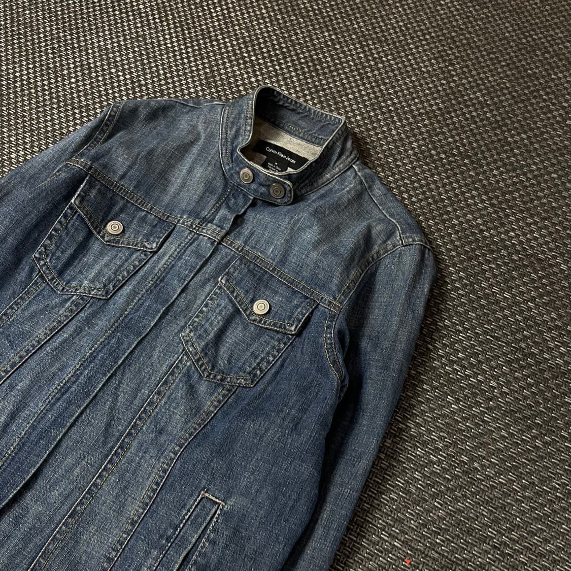 캘빈클라인 중청 투포켓 데님 자켓 M 상품이미지5