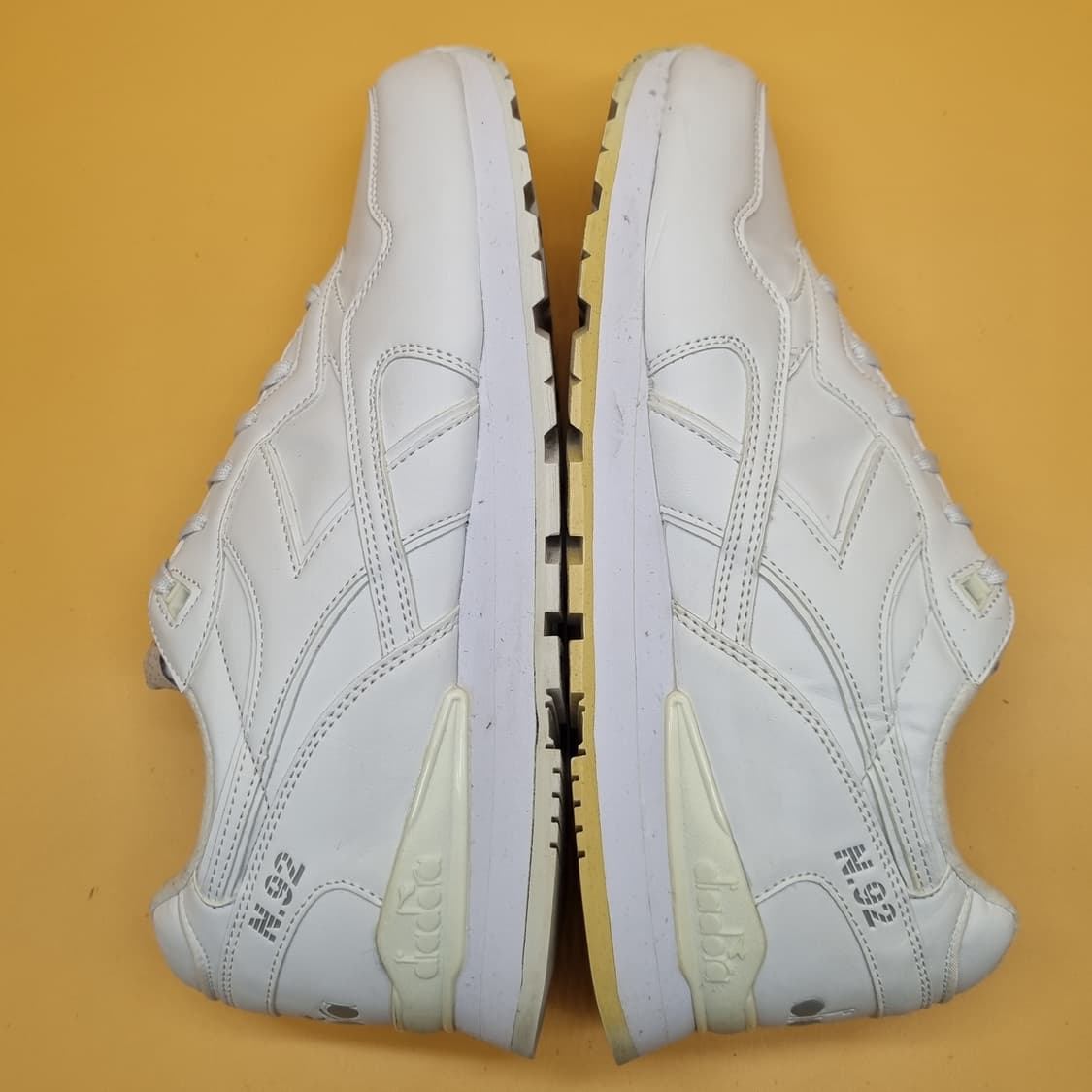 디아도라 N.92 남성운동화270  상품이미지5