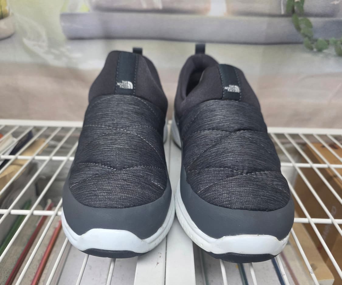 노스페이스 여성방한화 230 뮬 슬립온 패딩신발 패딩방한화 LB66 상품이미지2