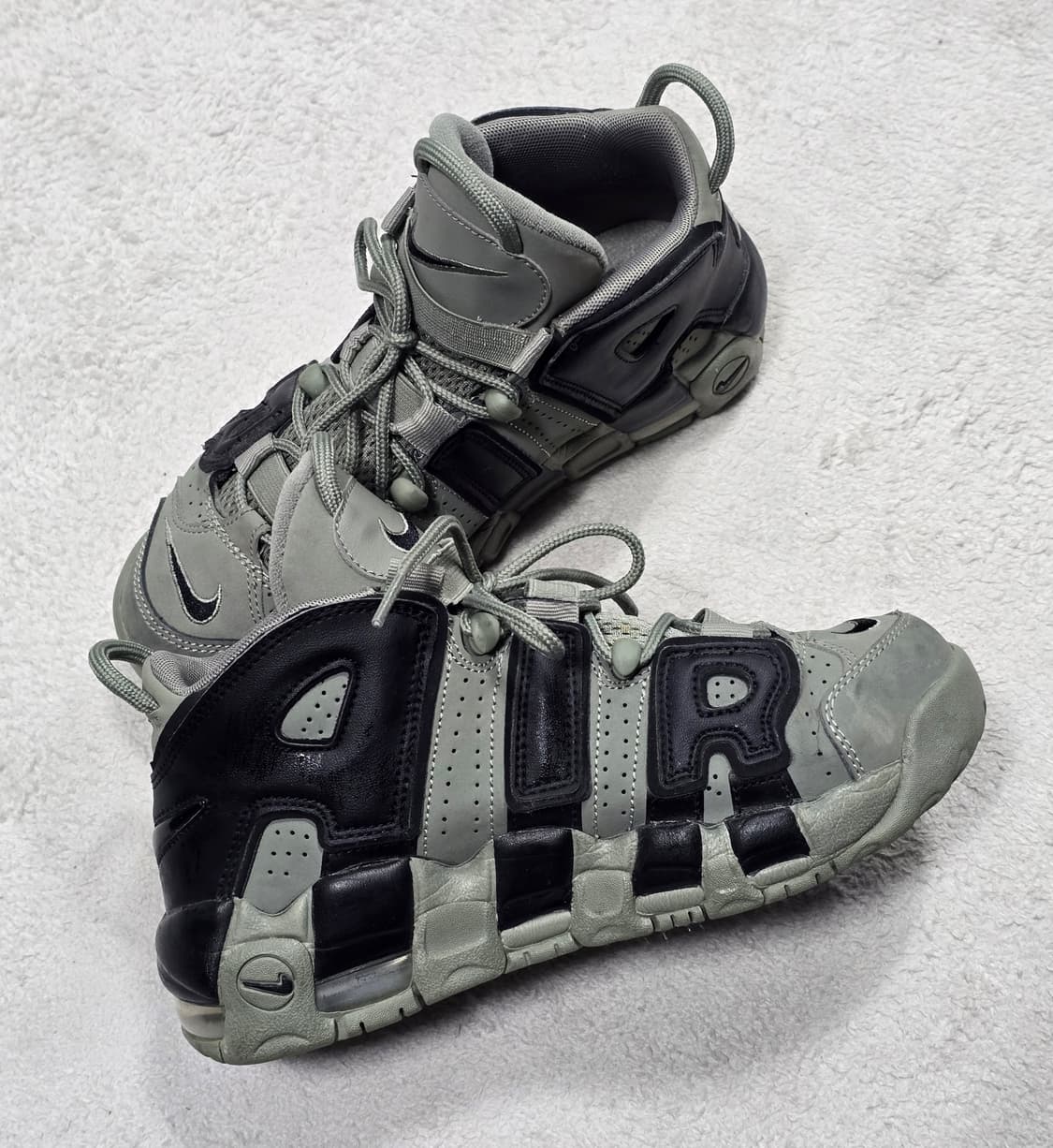 NIKE 나이키 에어 모어 업템포 카키 235 상품이미지3