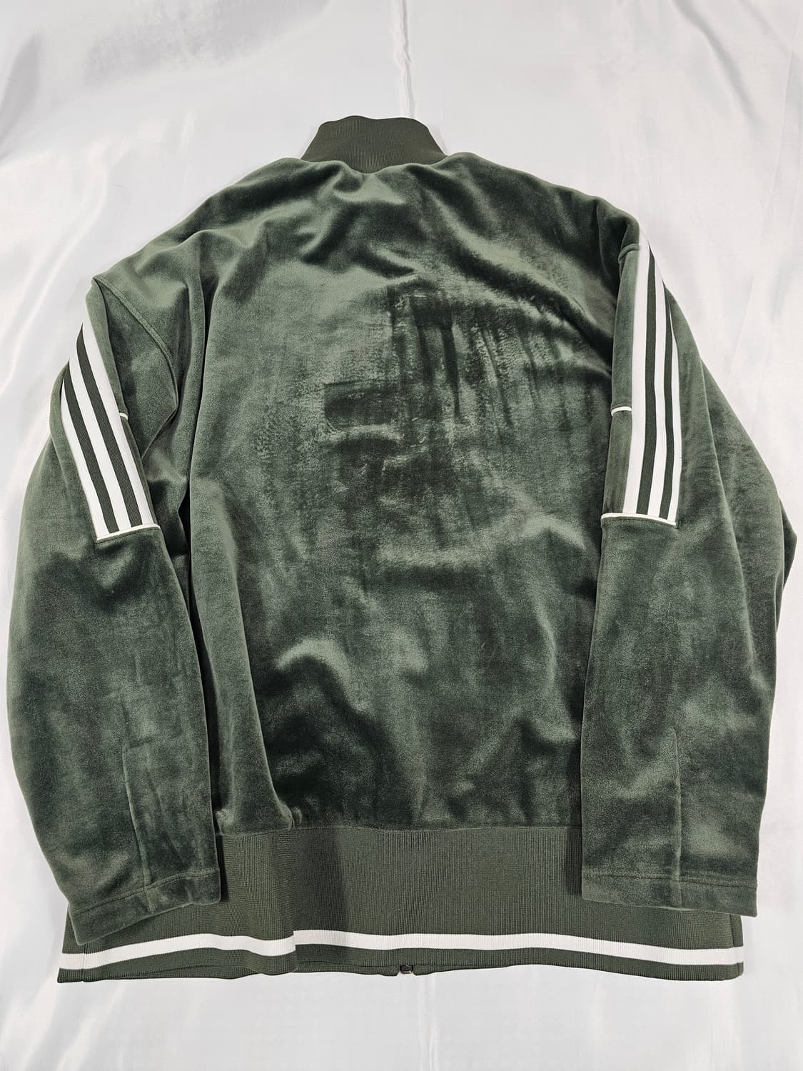 아디다스벨뱃트랙탑 상품이미지9