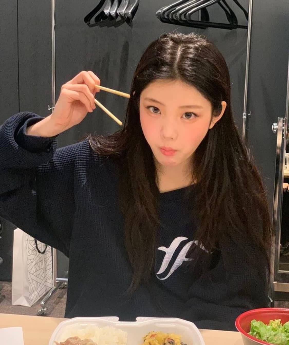 (새상품) 샵페어리 와플 박시 맨투맨 셋업 아일릿 원희 착용 상품이미지2