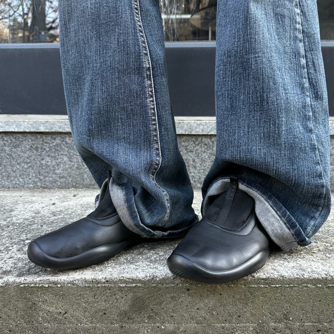 00s 블랙 가죽 프라다 스포츠 스니커즈 상품이미지7