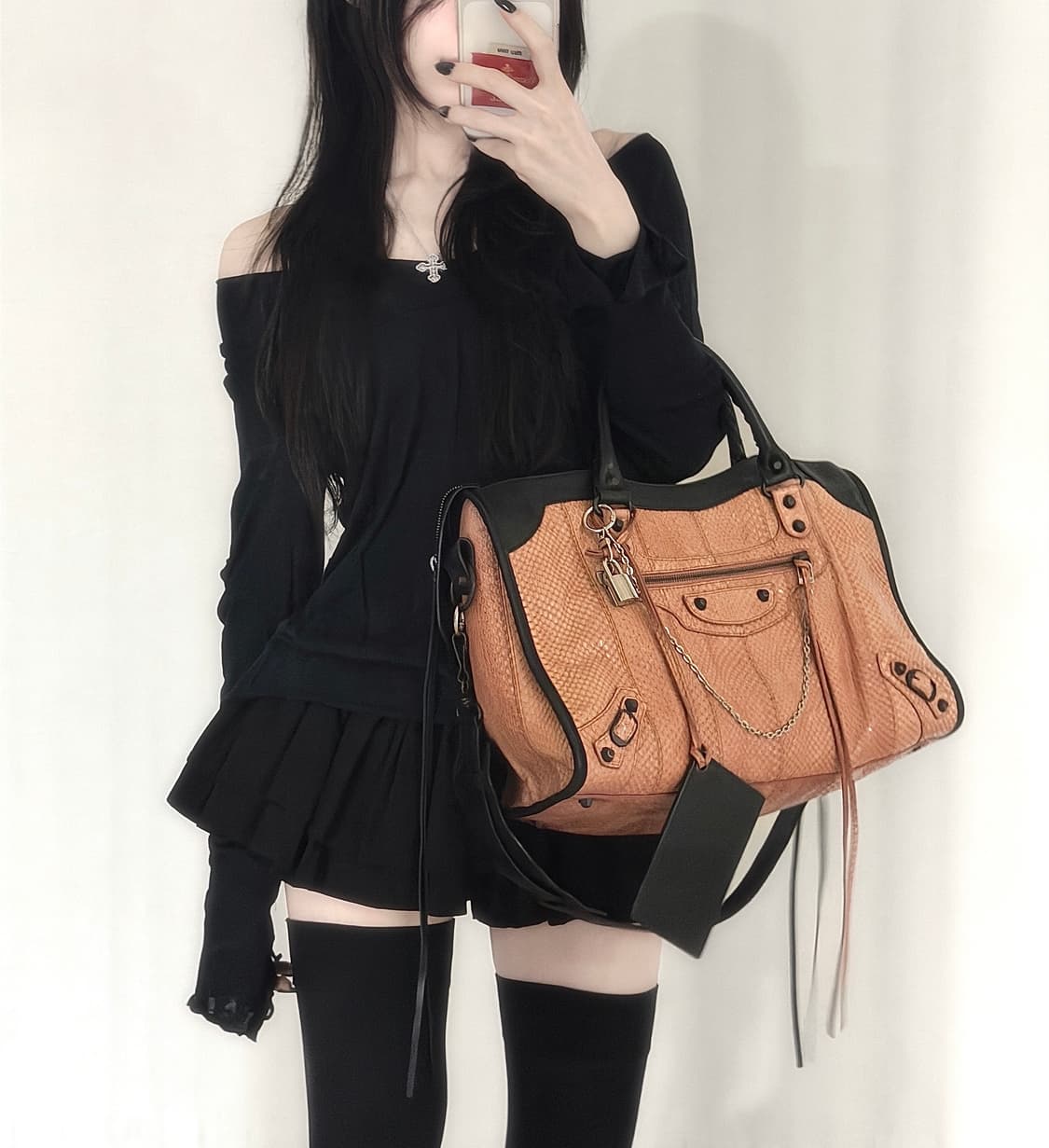 발렌시아가 Limited 2013 파이톤 레더 시티 모터백 상품이미지1