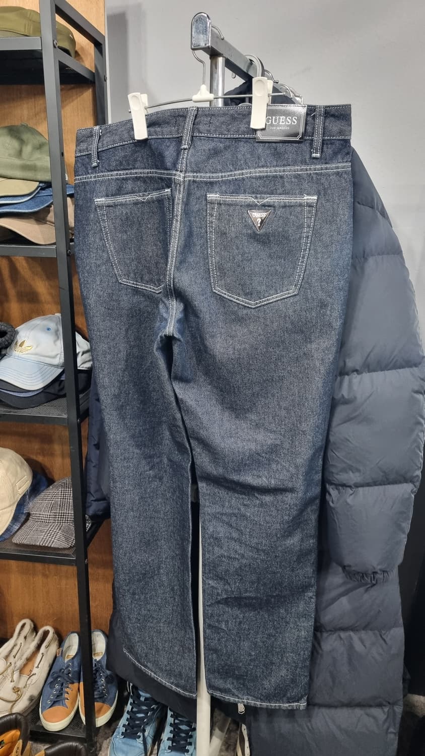 guess)) 게스진 거의새거급 청바지 36사이즈(허리반품47) 상품이미지3
