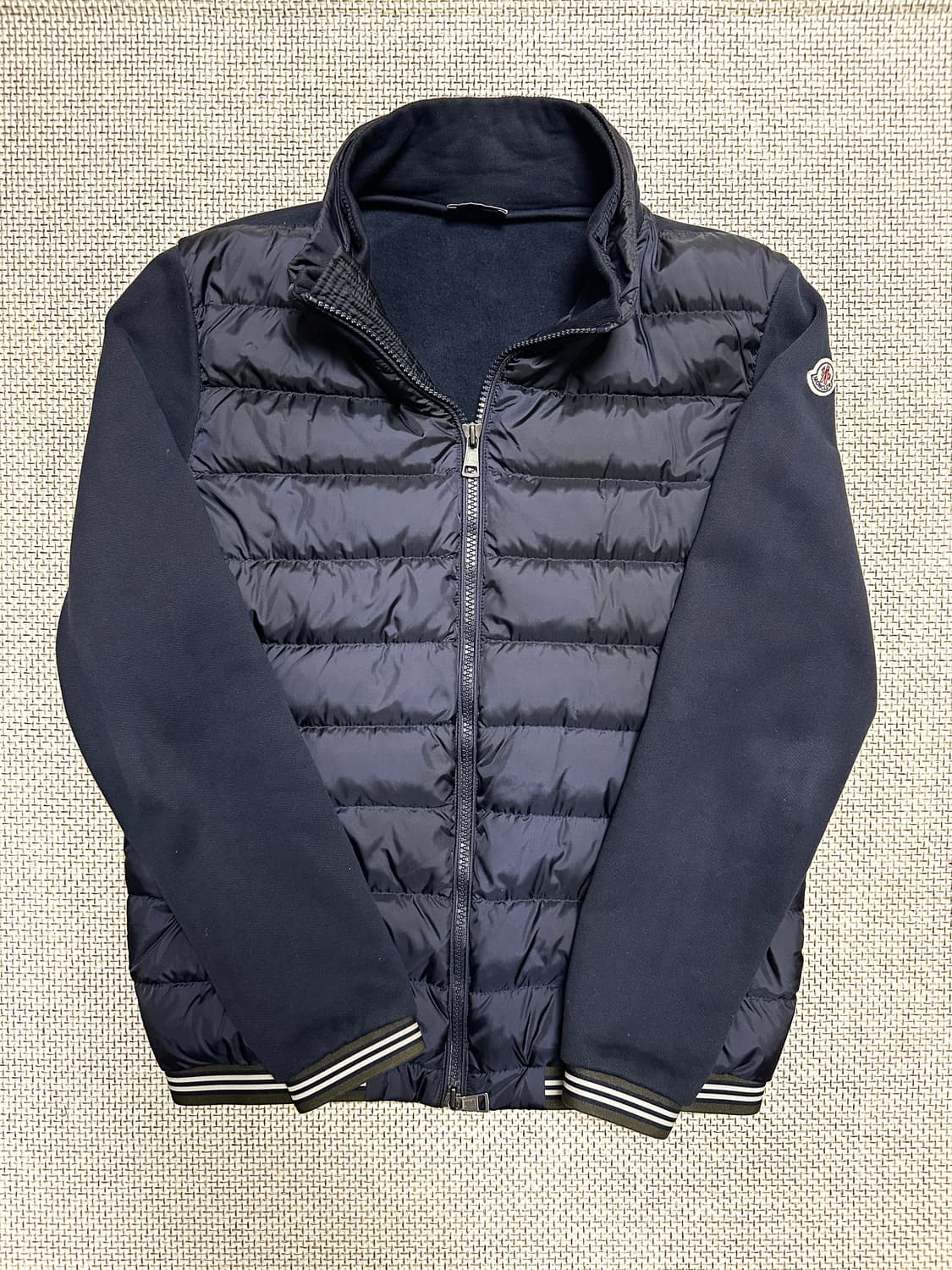 [M/당일배송] 몽클레어 삼선 와펜 니트패딩 상품이미지1