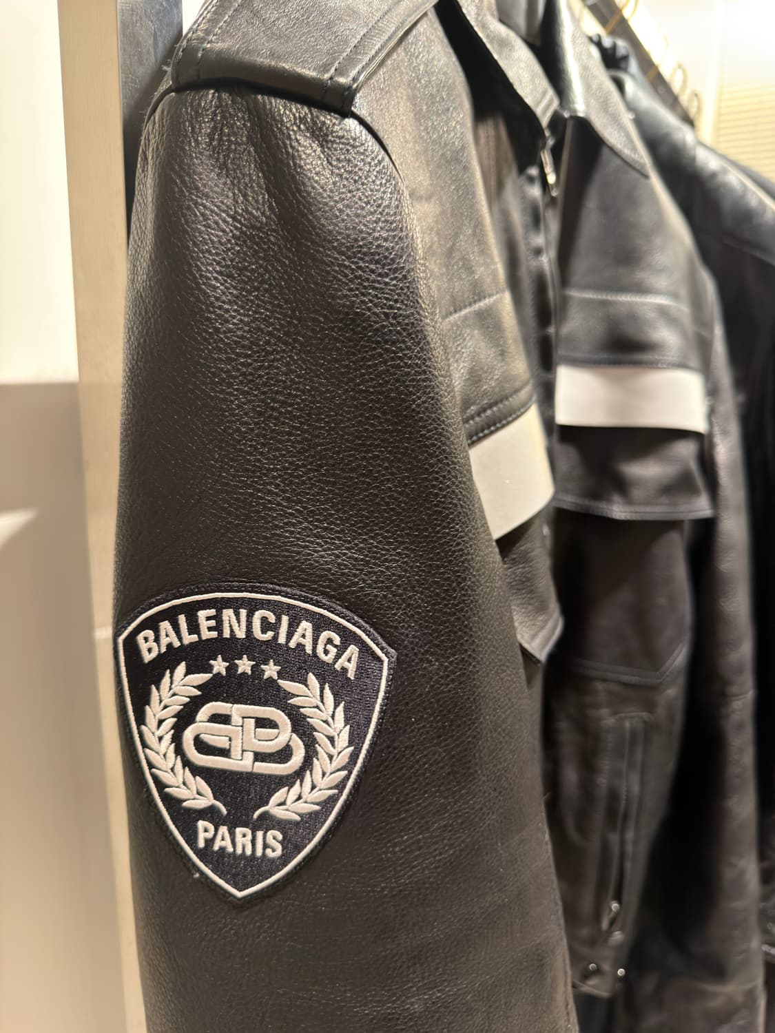 발렌시아가 파리스 유니폼 레더자켓 상품이미지2