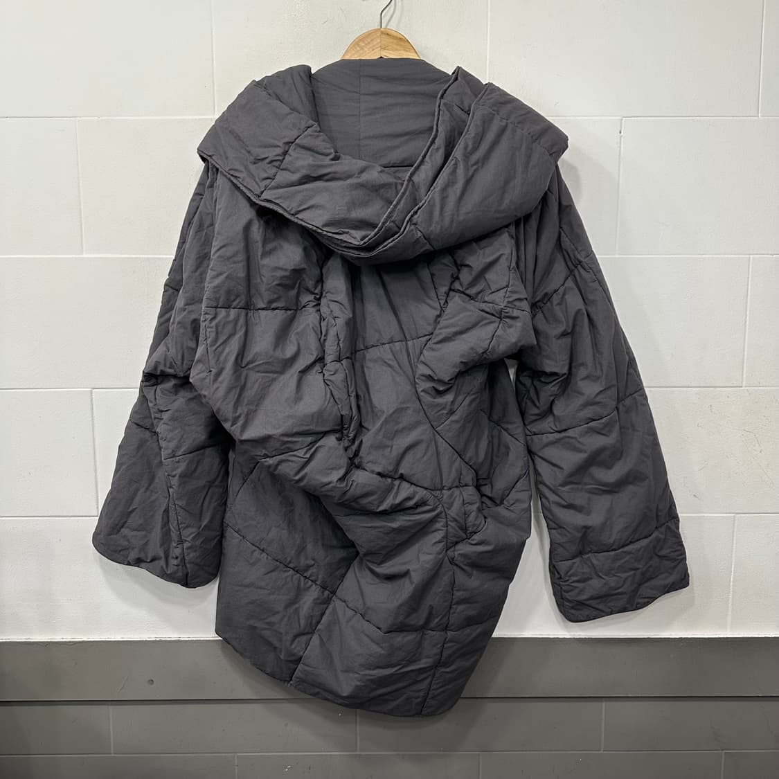 비비안웨스트우드 프로파간다 푸퍼 점퍼 상품이미지7