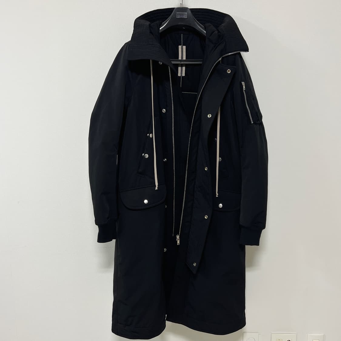 릭오웬스 17FW 다크쉐도우 후드 롱 파카 블랙 상품이미지3