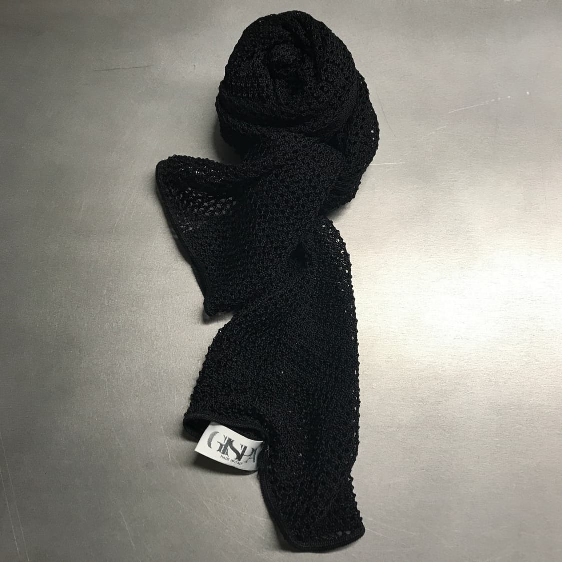 GISPA 펀칭 스카프 블랙  상품이미지1