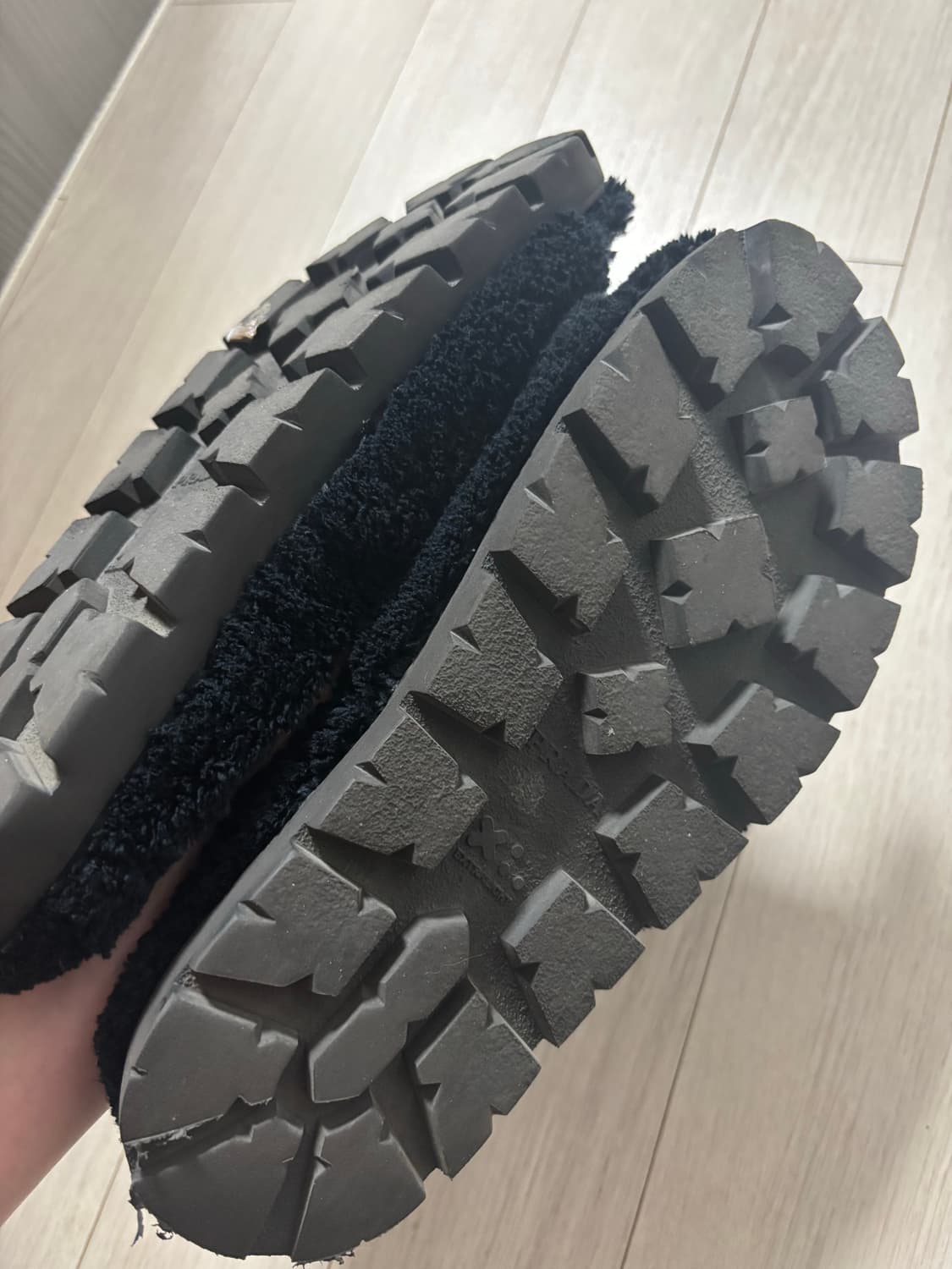 프라다 남성 테리슬리퍼 상품이미지2