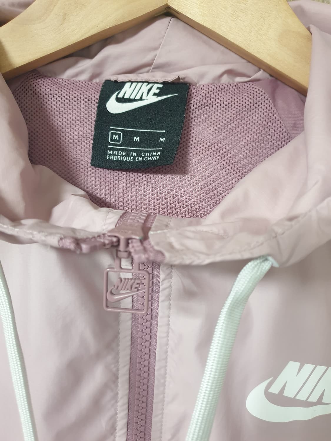 나이키 윈드러너자켓 여성 m 라벤더 상품이미지2