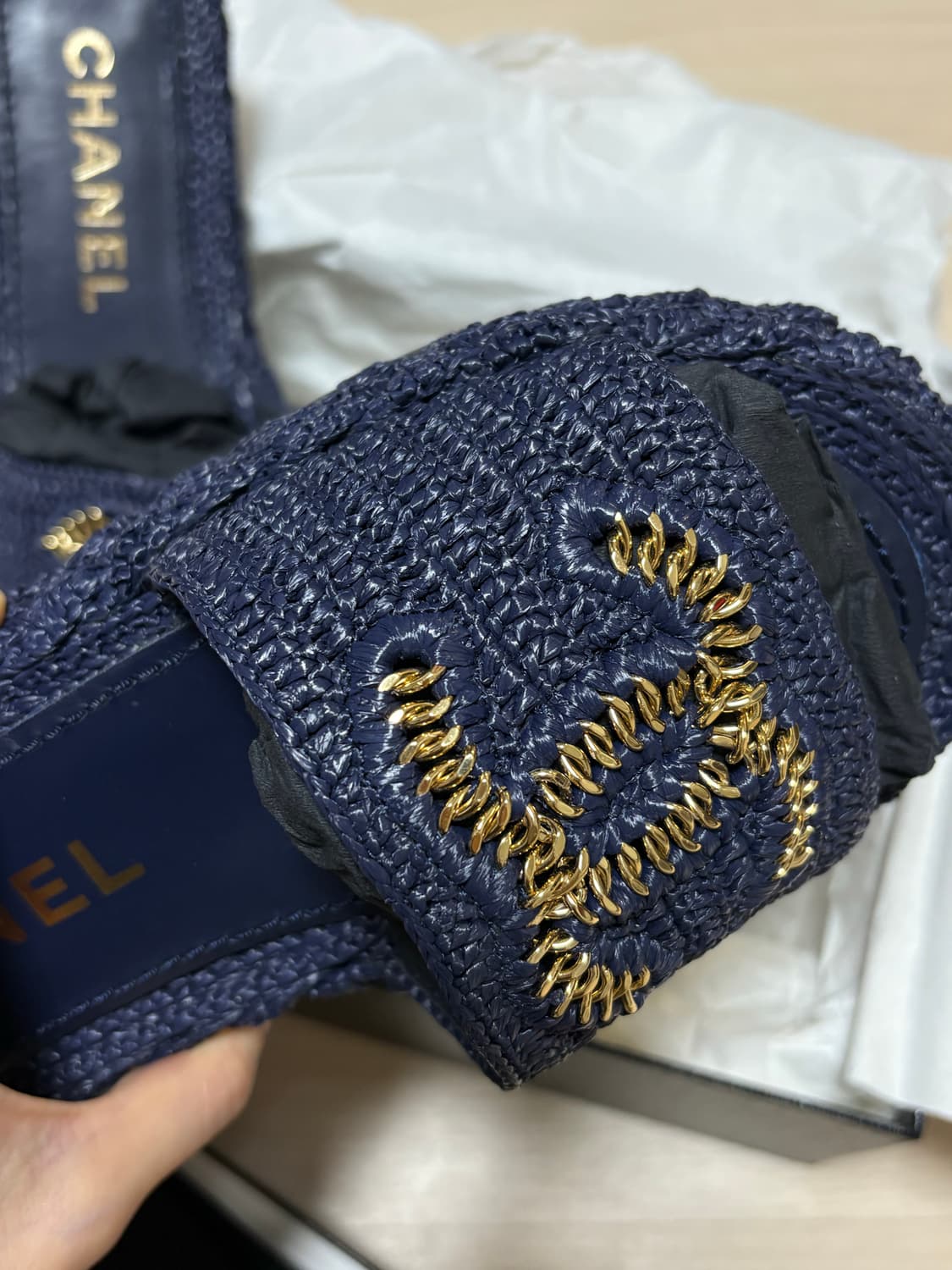 샤넬 CC골드체인 라피아 뮬(37) 상품이미지7