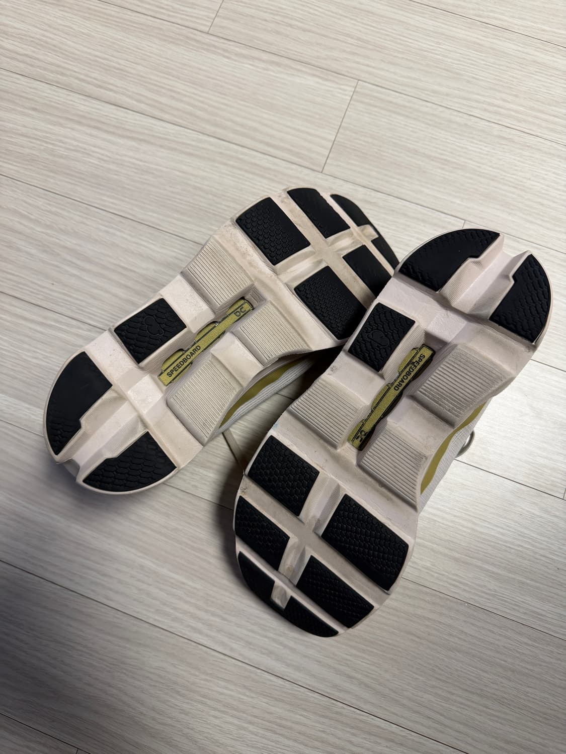 온러닝 보이드270 상품이미지3