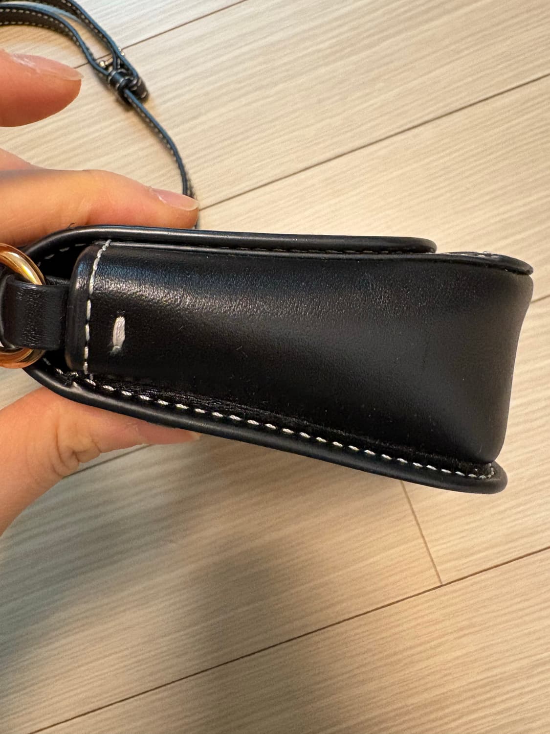  JW앤더슨 레더미니백 상품이미지3