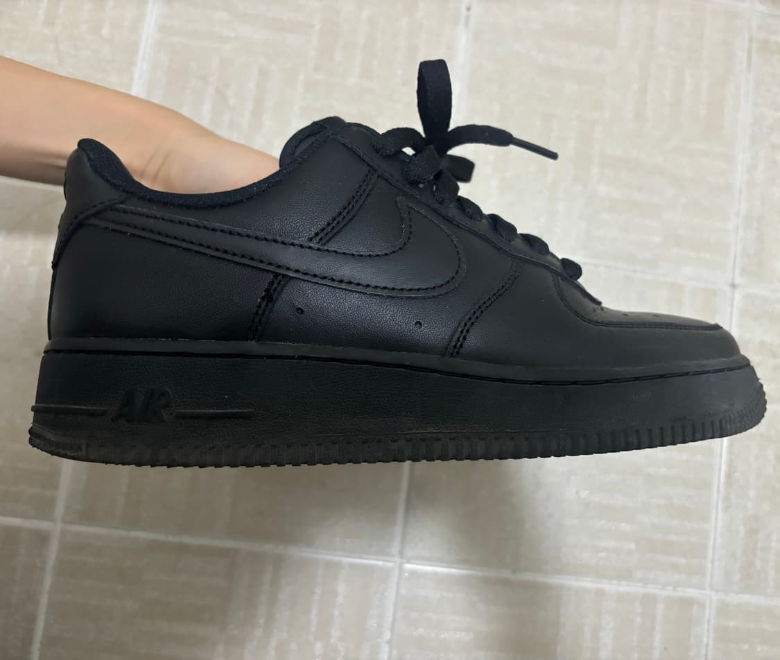 나이키 트리플 블랙 올검포스 245  상품이미지3