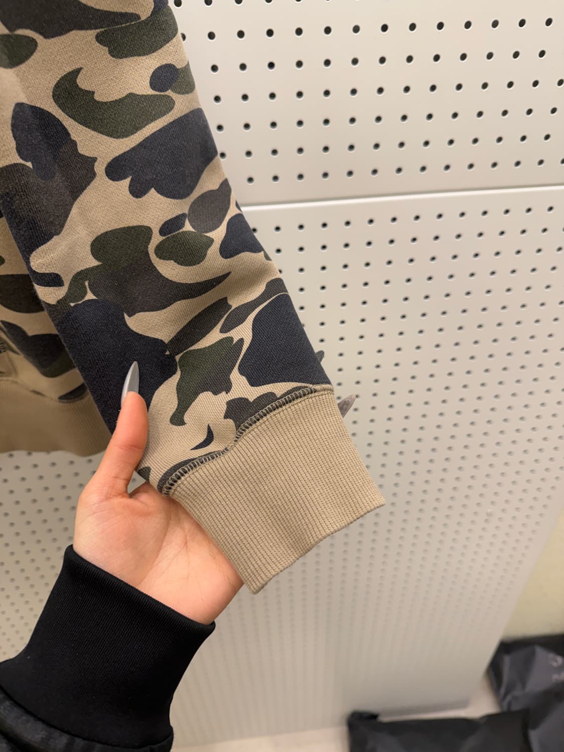 칼하트 빅로고 카모 후드티 U775 상품이미지4