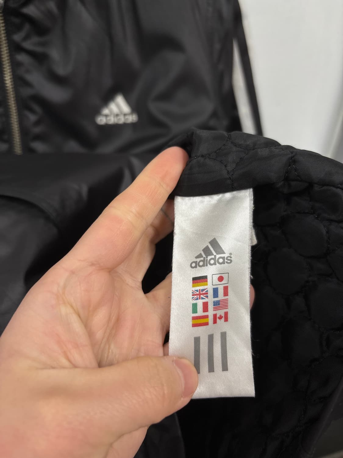 아디다스 우먼 유광 바람막이 상품이미지7