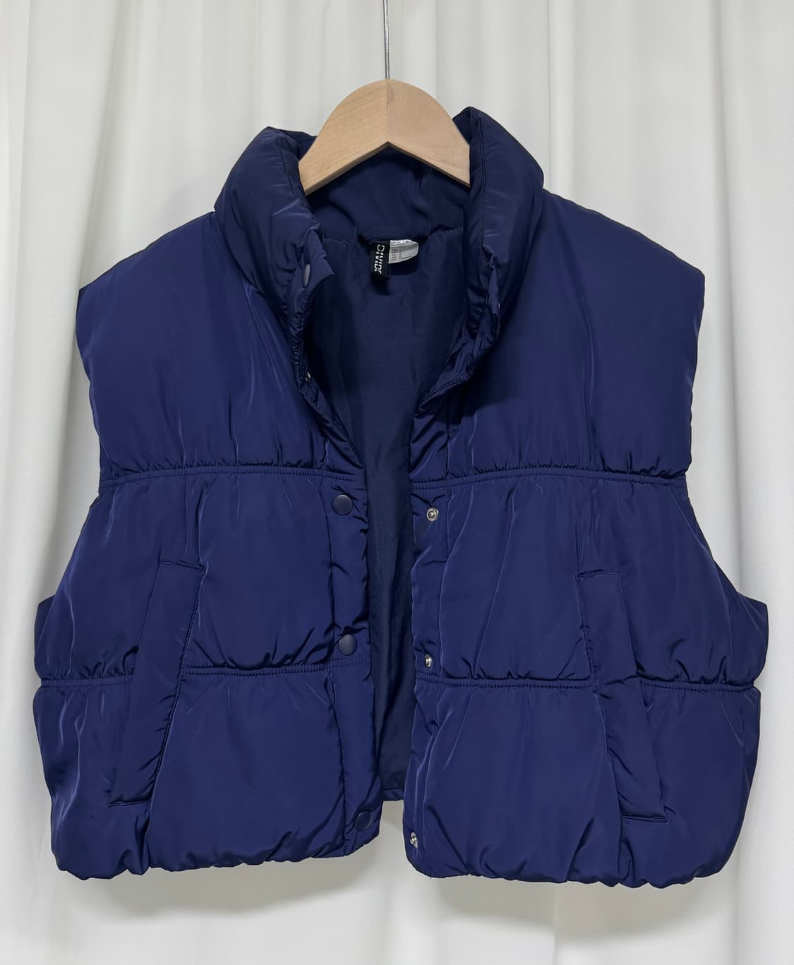 H&M 네이비 패딩 조끼 상품이미지2