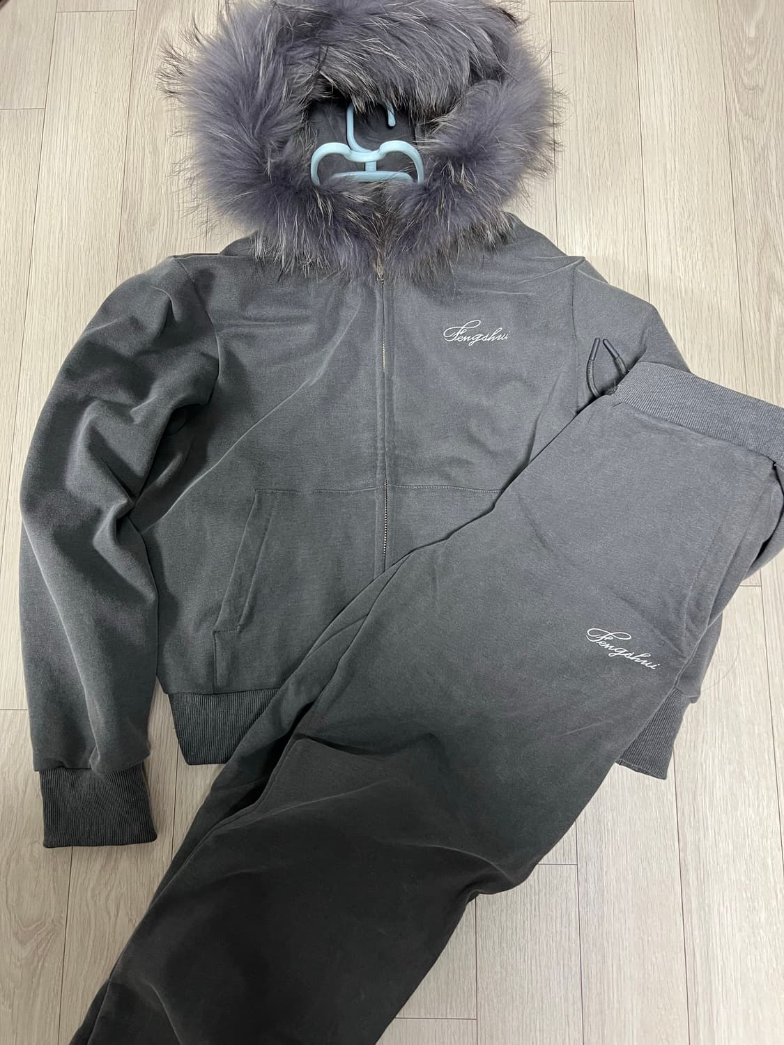 펑쉐이 그레이 셋업 상품이미지1