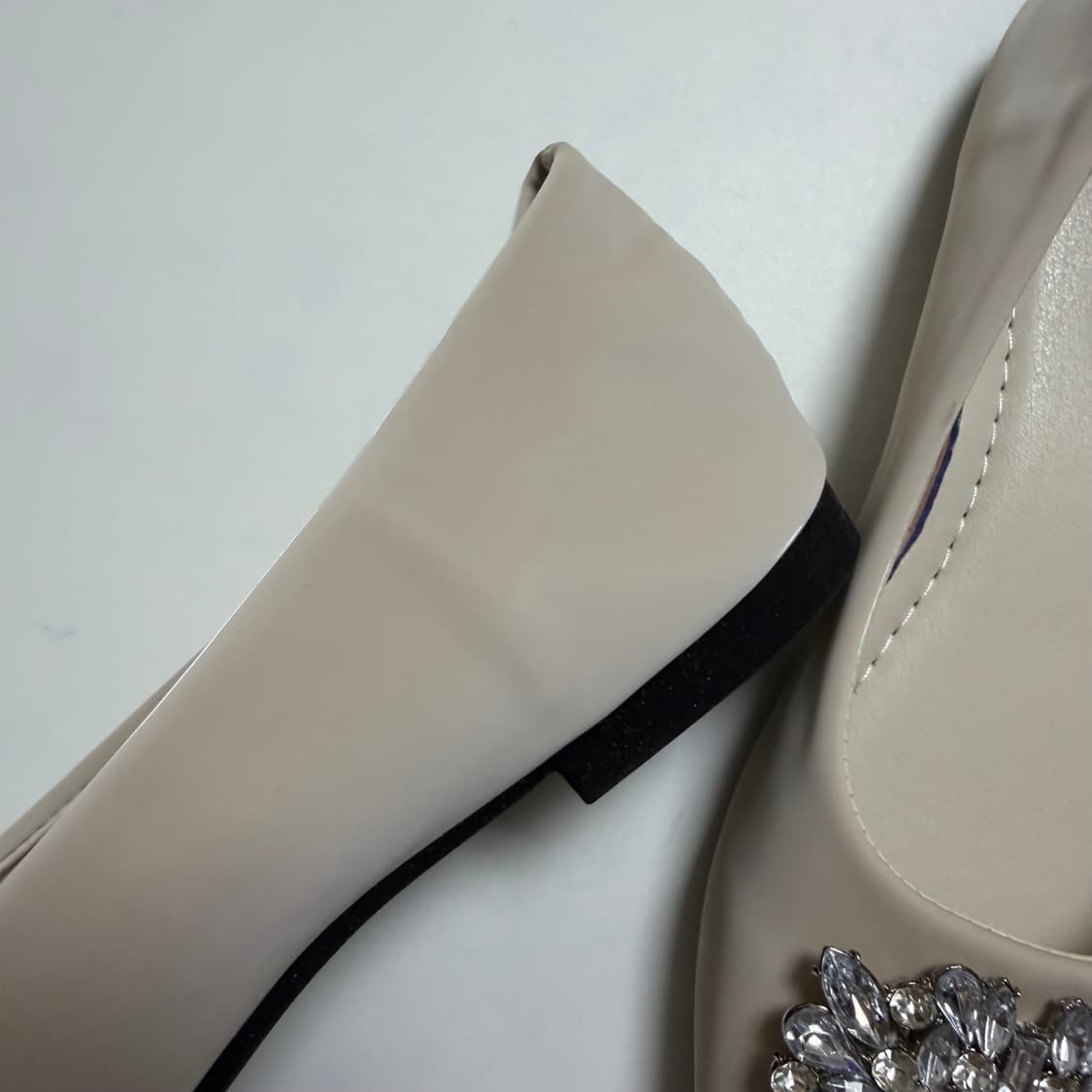 새상품 여자 큐빅 단화 245 상품이미지3