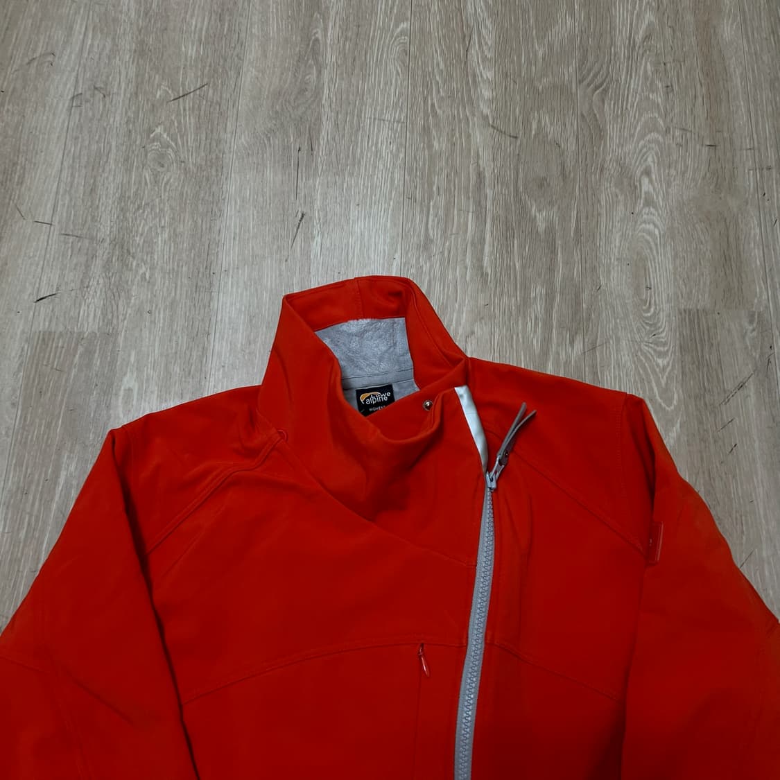 로우알파인 여성 텍티컬 바람막이 자켓 XL  상품이미지2