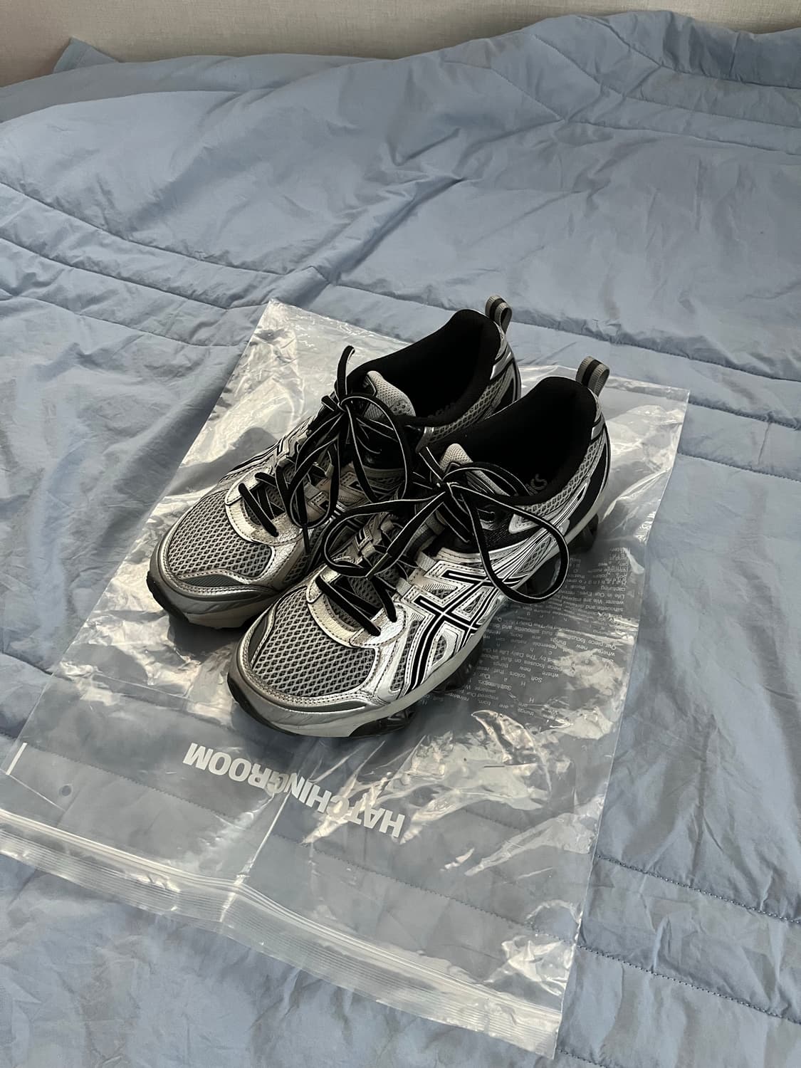 [270] Asics 젤 퀀텀 키네틱 미드 그레이 퓨어 실버 상품이미지1