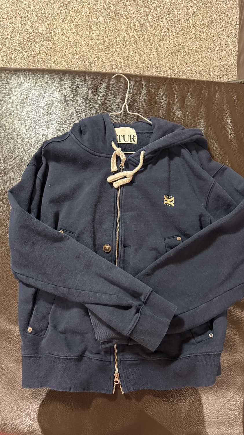 세터 남색 후드티 상품이미지3