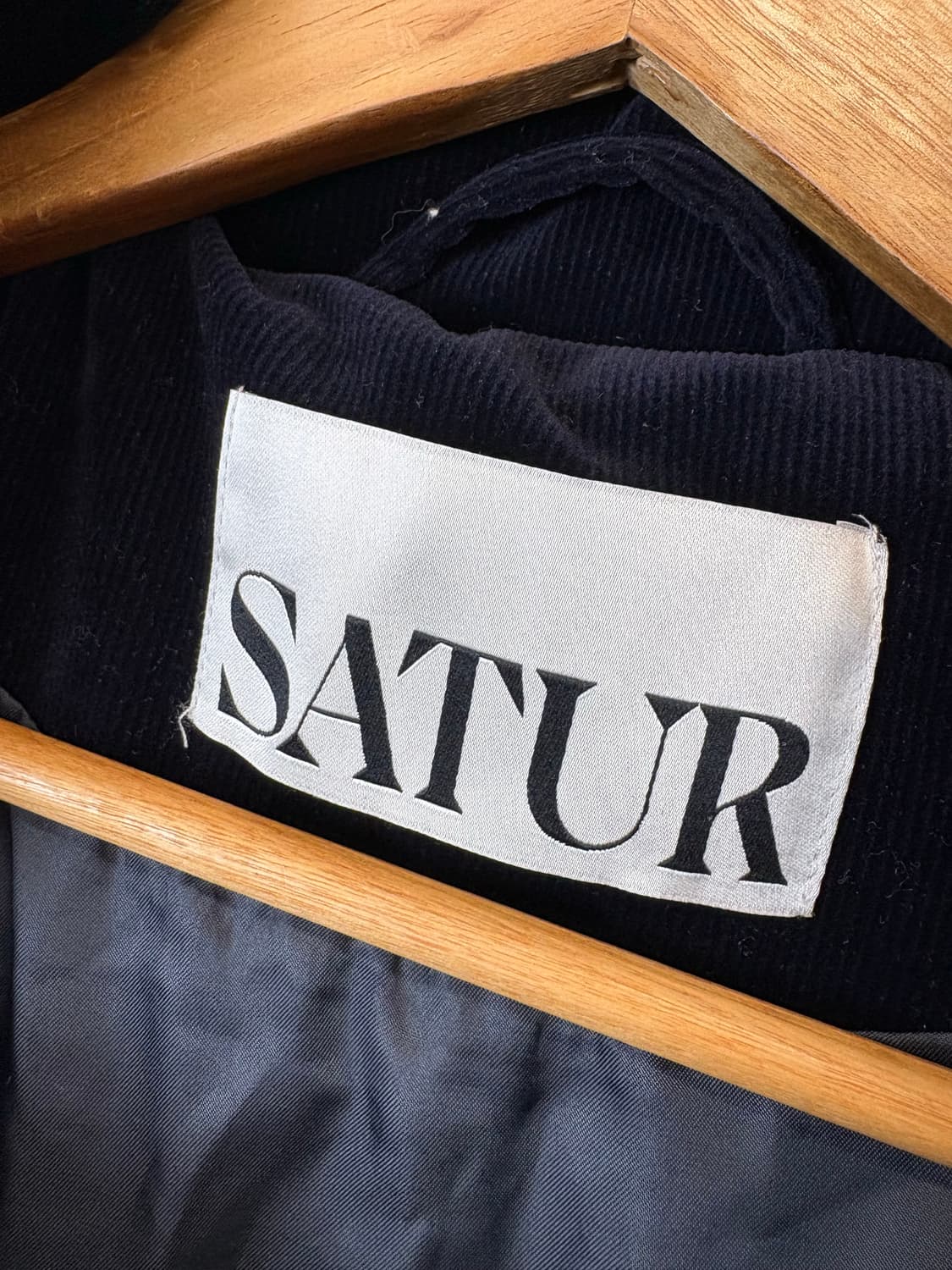 세터 로턴 코듀로이 다운패딩 네이비 상품이미지5