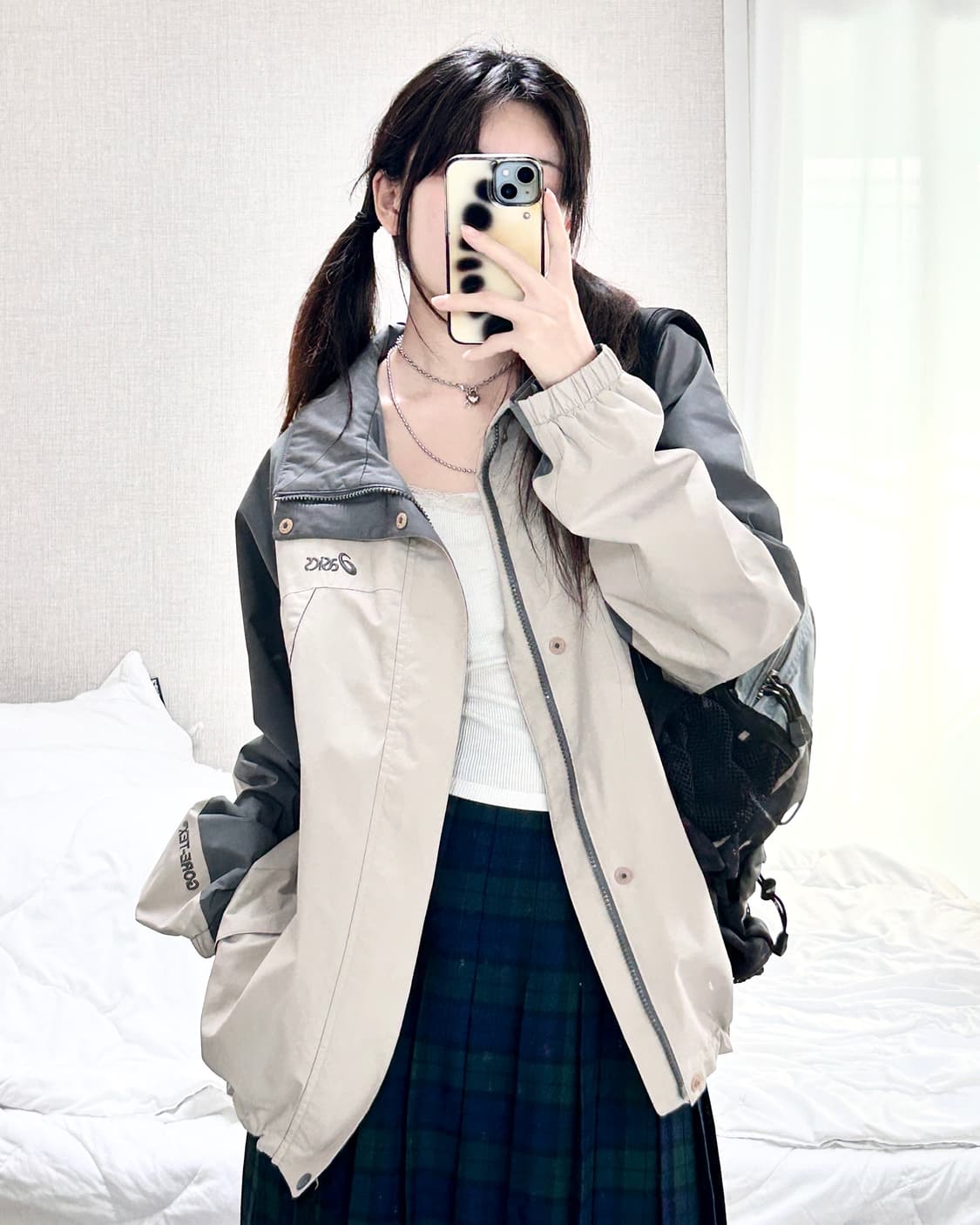 아식스 00‘s 고어텍스 베이지 배색 바람막이 상품이미지4