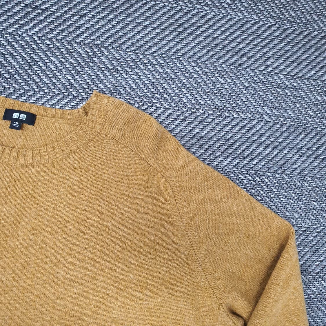 유니클로 울100 긴소매 니트 남자115~120 상품이미지3