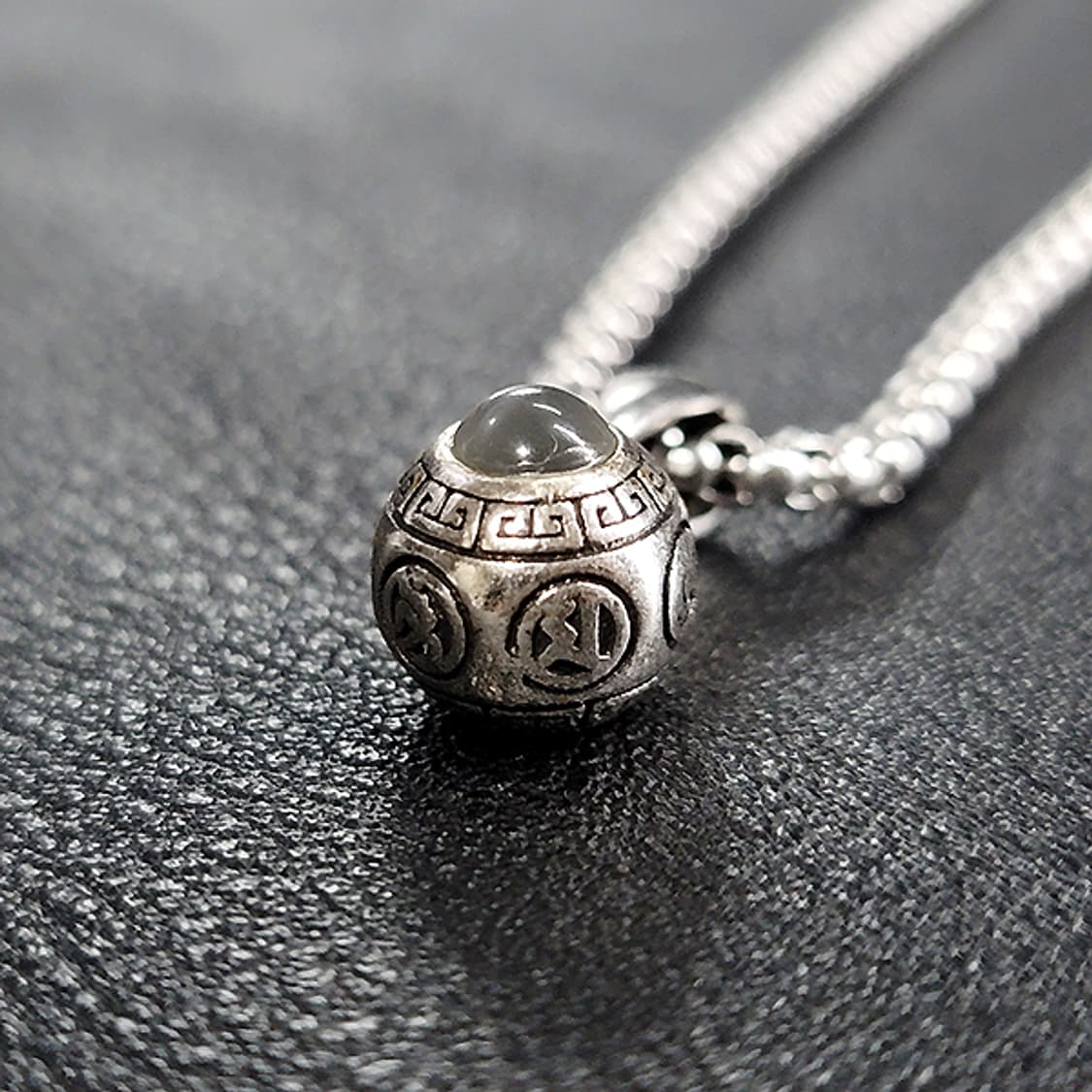육자진언 백동 펜던트 엔틱 선물 원형 불교 남자 목걸이 상품이미지2