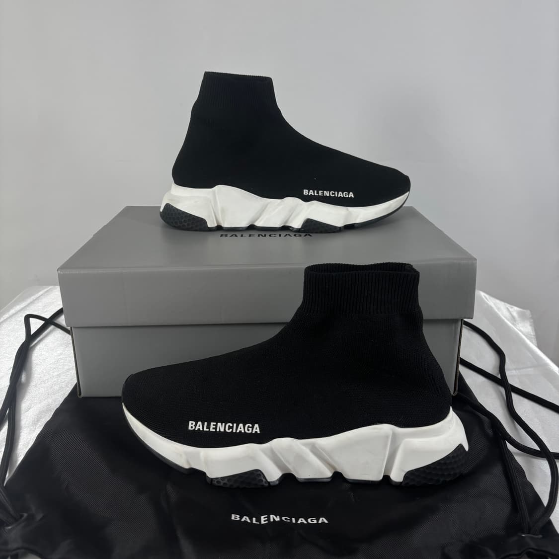 (풀박스,36)발렌시아가 스피드러너 블랙 스니커즈 상품이미지1